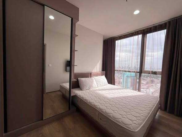 bedroom and room interior of Oka Haus