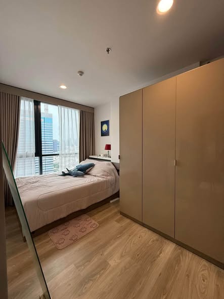 bedroom and room interior of Oka Haus