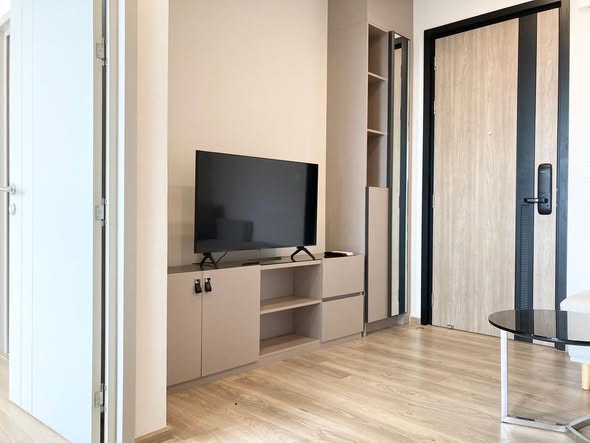 bedroom and room interior of Oka Haus