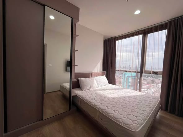 bedroom and room interior of Oka Haus
