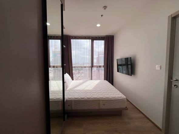 bedroom and room interior of Oka Haus