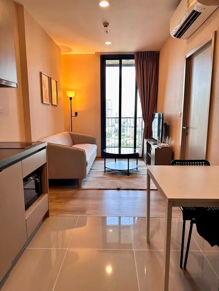 living room and room interior of Oka Haus
