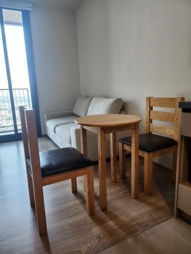 room interior of Oka Haus