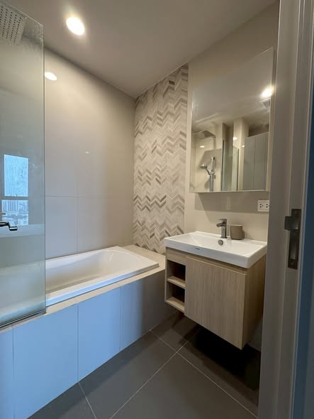 room interior and bathroom of Oka Haus