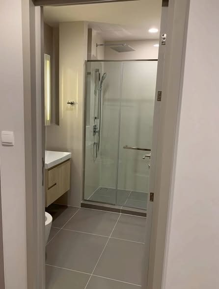 room interior and bathroom of Oka Haus