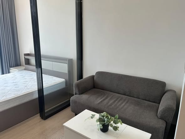 bedroom of One9Five Asoke – Rama 9