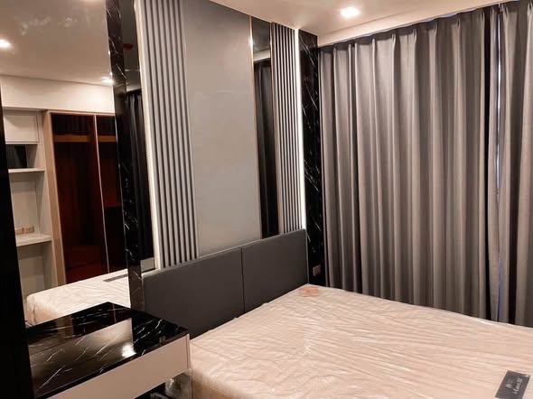 bedroom and room interior of One9Five Asoke – Rama 9