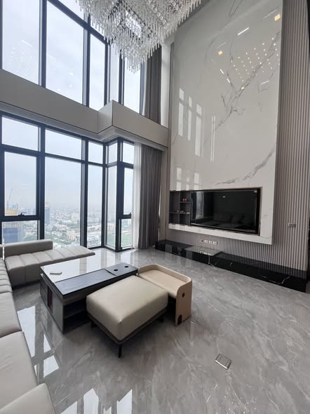 living room of One9Five Asoke – Rama 9