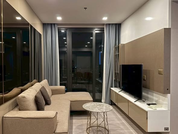 living room and room interior of One9Five Asoke – Rama 9