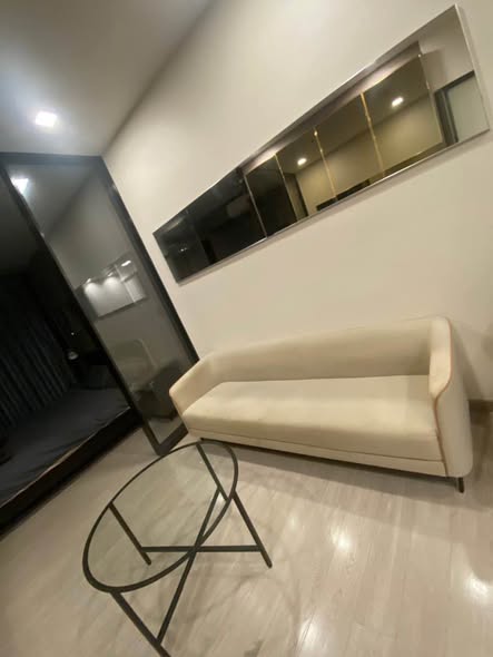 living room and room interior of One9Five Asoke – Rama 9
