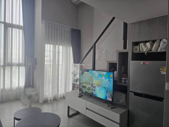 bedroom and living room of Origin Plug&Play Ramkhamhaeng Triple Station