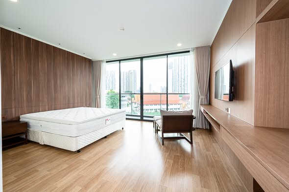 bedroom of Park Court Sukhumvit 77