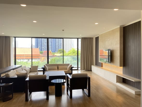 living room of Park Court Sukhumvit 77