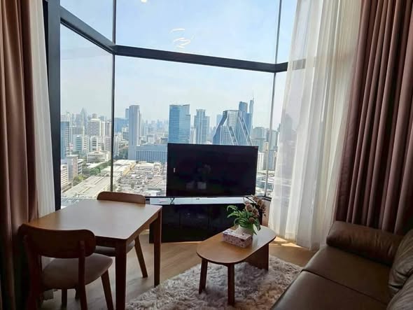 living room of Park Origin Chula-Sam Yan