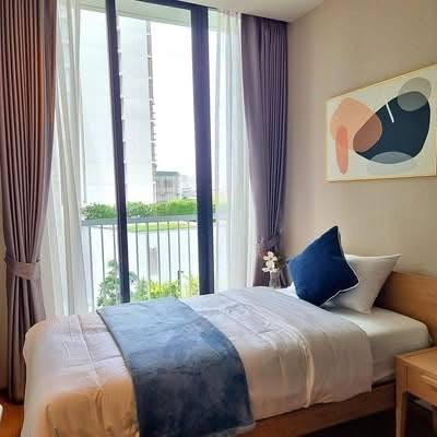 bedroom of Park Origin Phrom Phong