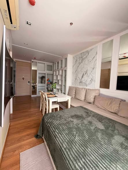 bedroom and living room of Park Origin Phrom Phong