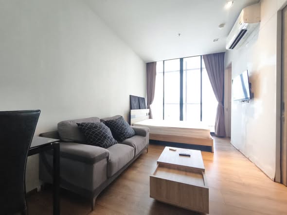 bedroom and living room of Park Origin Phrom Phong