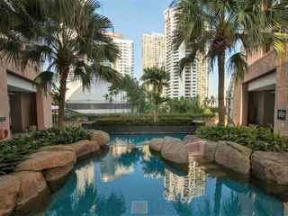 Park Origin Phrom Phong