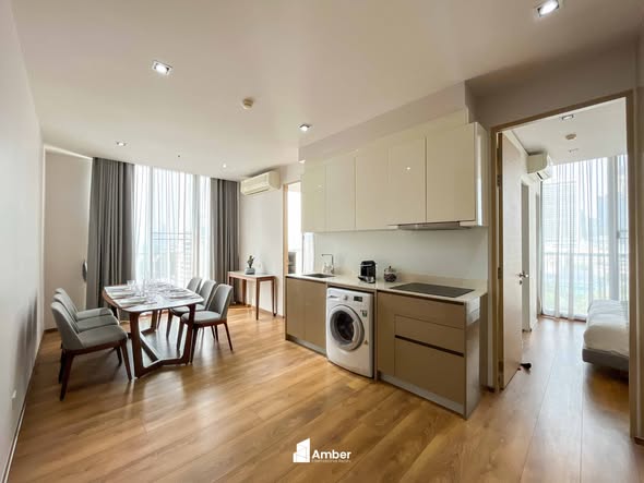 Park Origin Phrom Phong