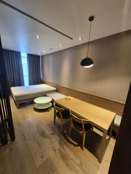 Park Origin Phrom Phong