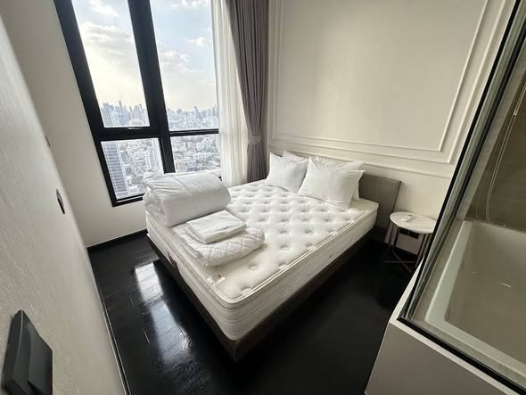 bedroom of Park​ Origin​ Thonglor