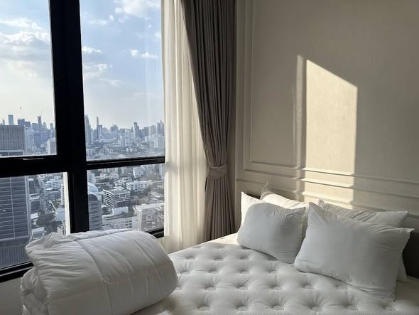 bedroom of Park​ Origin​ Thonglor