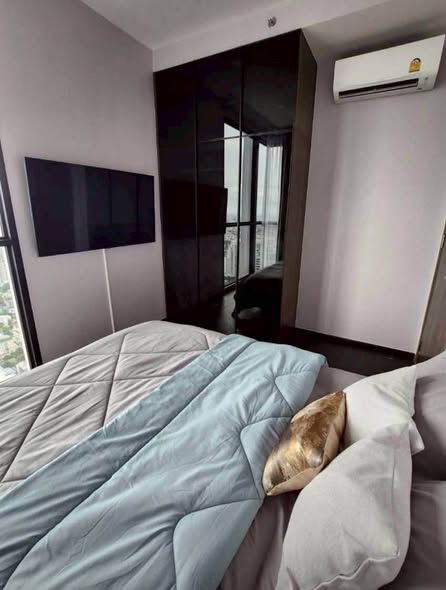 bedroom of Park​ Origin​ Thonglor