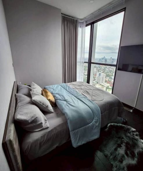 bedroom of Park​ Origin​ Thonglor