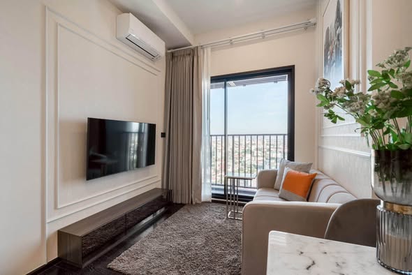 bedroom and living room of Park​ Origin​ Thonglor