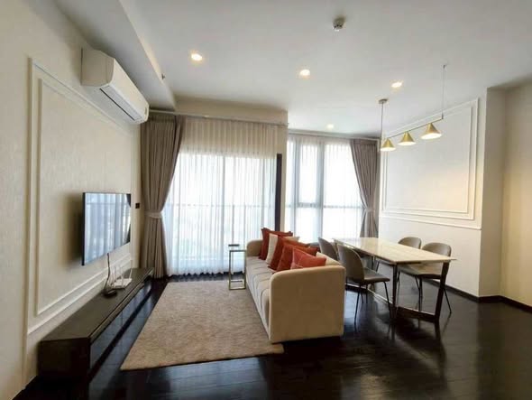 bedroom and living room of Park​ Origin​ Thonglor