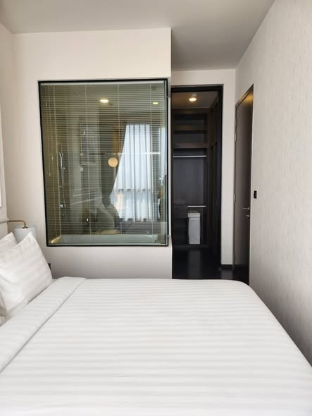 bedroom and room interior of Park​ Origin​ Thonglor