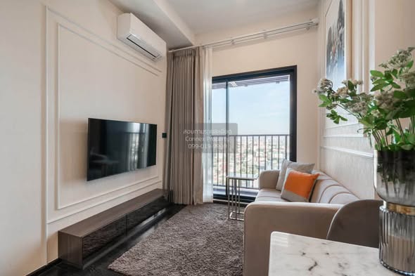 living room and bedroom of Park​ Origin​ Thonglor