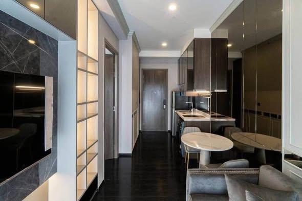 living room and room interior and kitchen of Park​ Origin​ Thonglor