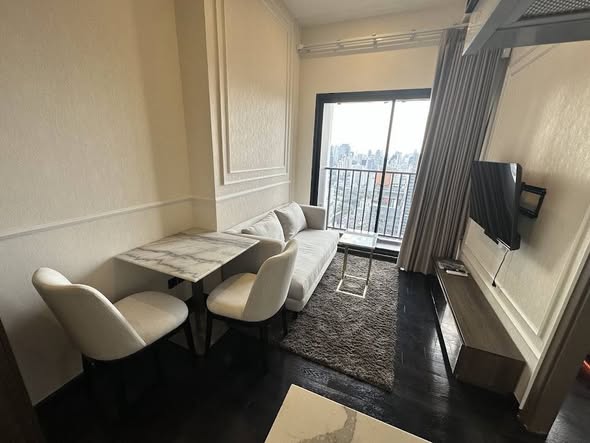 room interior of Park​ Origin​ Thonglor