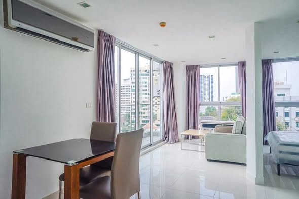 bedroom of Park Royal 3