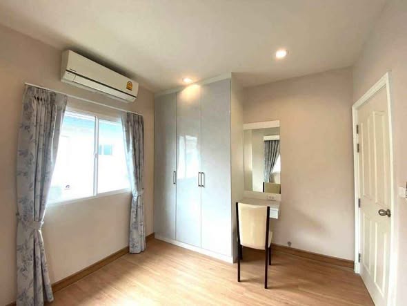 bedroom of Passorn Prestige Luxe Pattanakarn 44