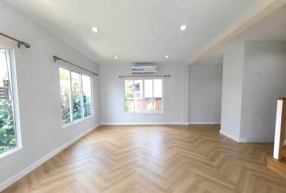 room interior of Passorn Pride Srinakarin-Thepharak