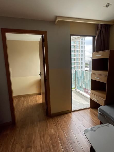 bedroom and room interior of Pentafield City Residence