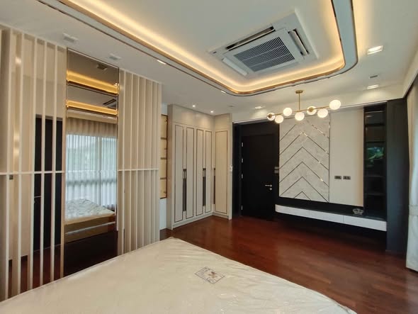 bedroom of Perfect Masterpiece Rama 9-Krungthep Kreetha