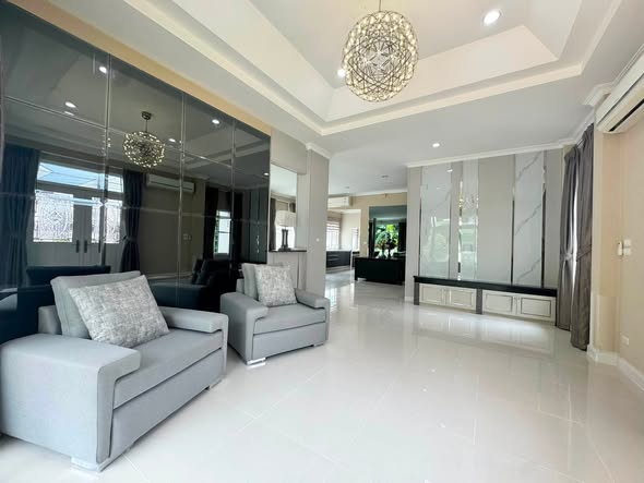 living room of Perfect Masterpiece Rama 9-Krungthep Kreetha