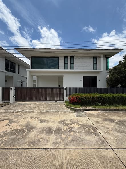 Perfect Place Rama 9 – KrungthepKreetha