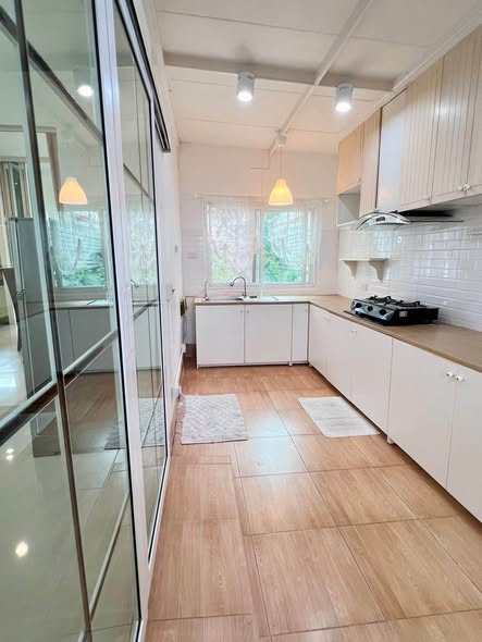 room interior and kitchen of Perfect Place Village Rattanathibet