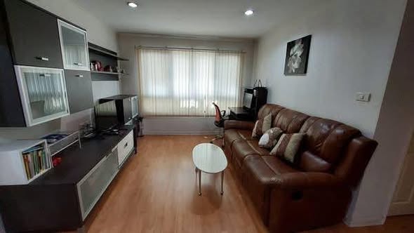 living room of Phahon-Sutthisan Lumpini Ville