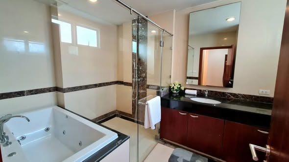 Piyathip Place Serviced Apartment