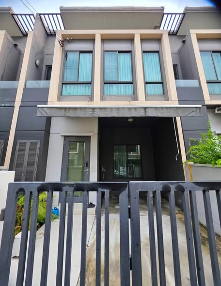พลีโน่ สุขุมวิท-บางนา Pleno Sukhumvit-Bangna