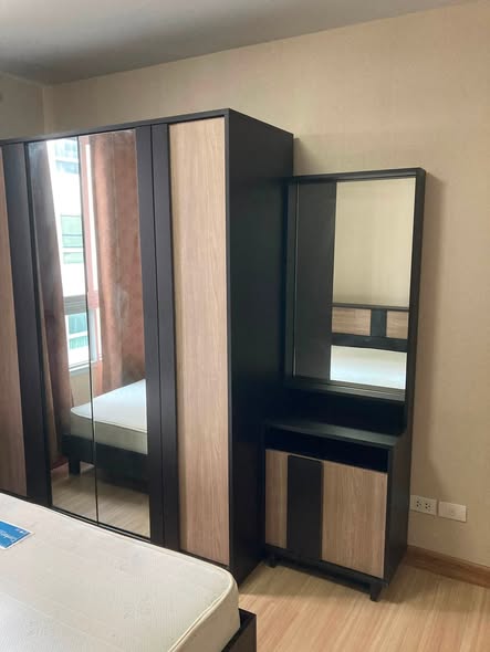 bedroom and room interior of PLUM Condo Phaholyothin 89