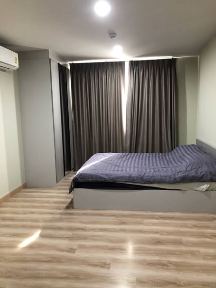 bedroom and room interior of Premio Fresco