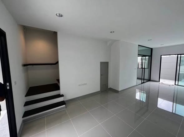 Premium Place พหลโยธิน-รามอินทรา