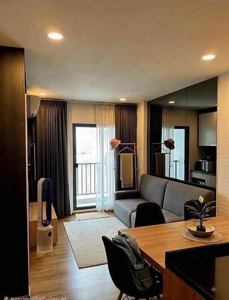 room interior of Proud III