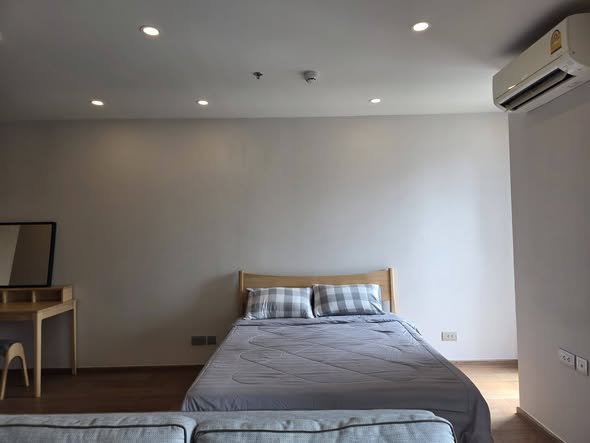 bedroom of Q Chid Lom – Phetchaburi